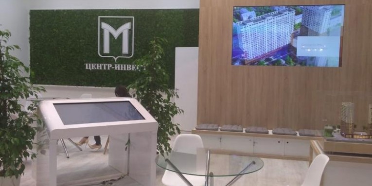 Наша команда предоставила в аренду интерактивные столы