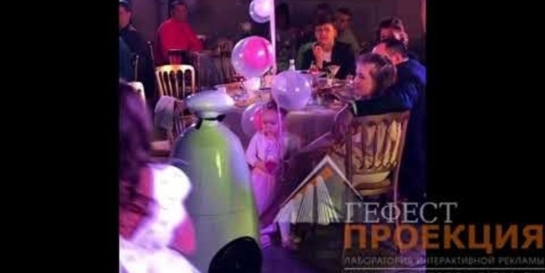 В арендном парке Гефест Проеция живут роботы- любимцы детей и взрослых.