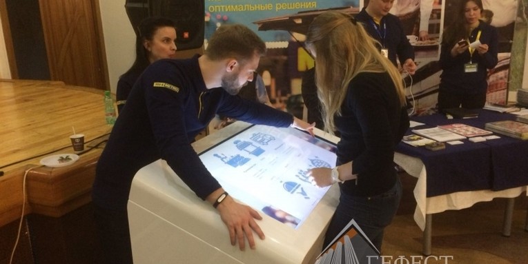 Интерактивный стол DEDAL AIR 42 в аренду, для компании Metro Cash &amp; Carry в г. Самара.